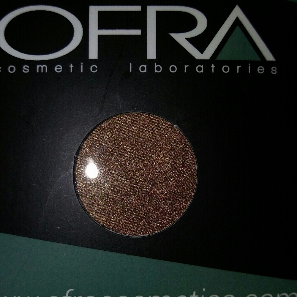 Ofra Eyeshadow in Victory